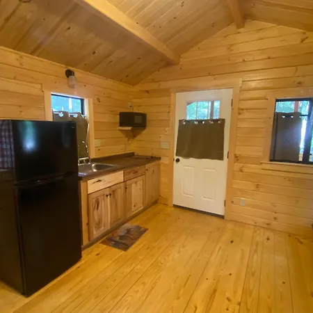 Lr Valley Campground Glamping Cabin-3